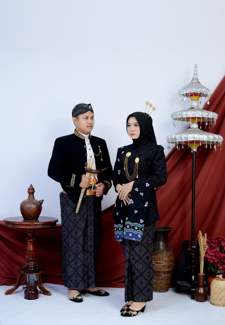 https://UndangannikahanPurwati-Akhmad.webnikah.com/dirmember/00000029/Purwati_Akhmad/photo-287378-338946-l-202609160923.png