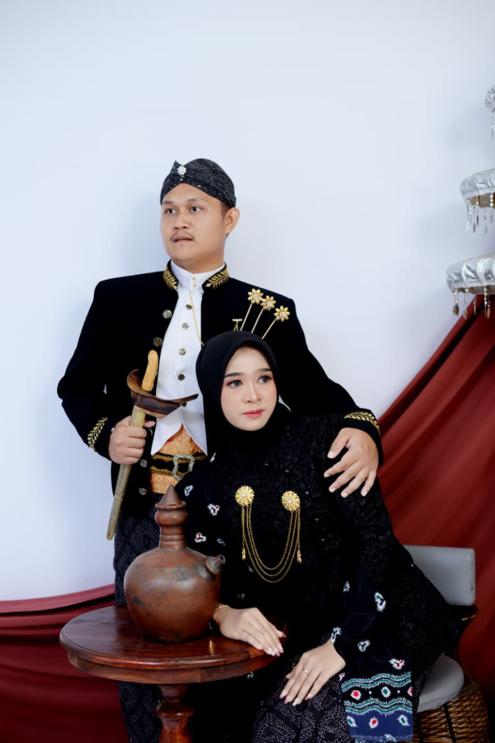 https://UndangannikahanPurwati-Akhmad.webnikah.com/dirmember/00000029/Purwati_Akhmad/photo-287378-338954-l-202609160924.jpg