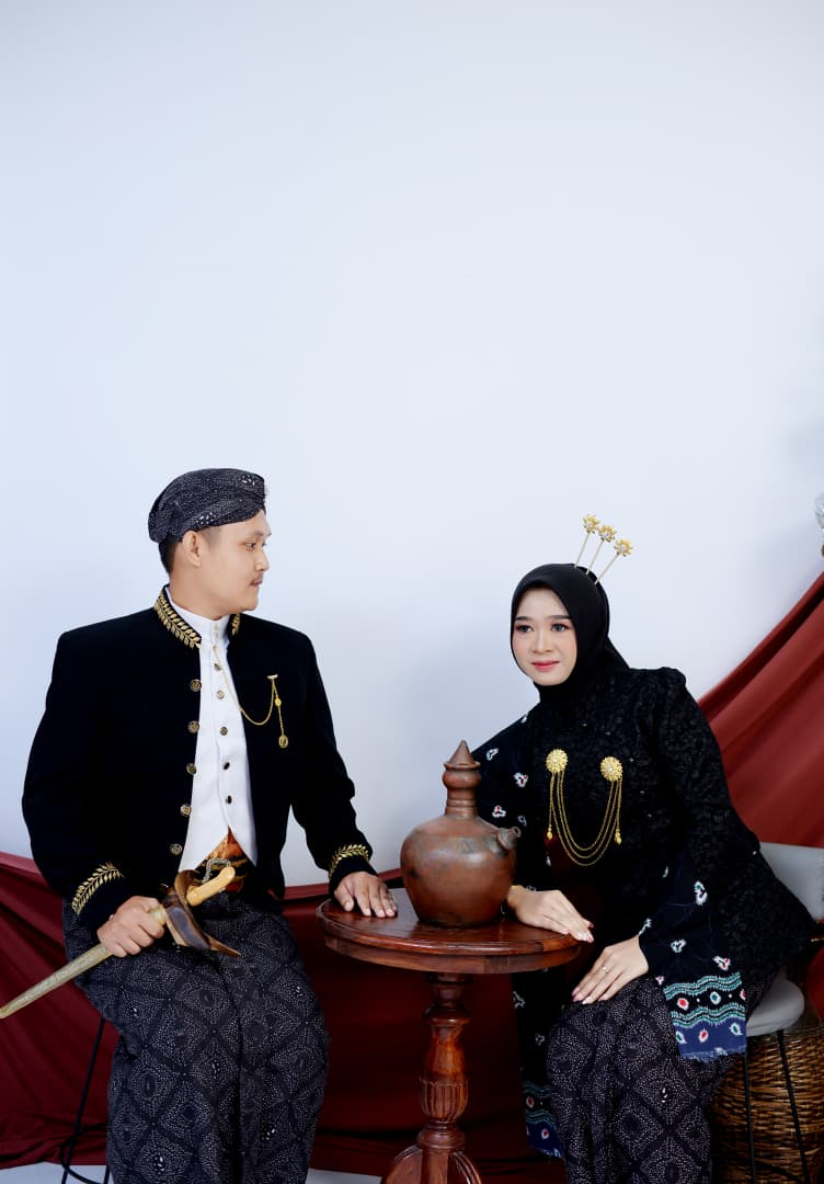 https://UndangannikahanPurwati-Akhmad.webnikah.com/dirmember/00000029/Purwati_Akhmad/photo-287378-338955-l-202609160925.jpg