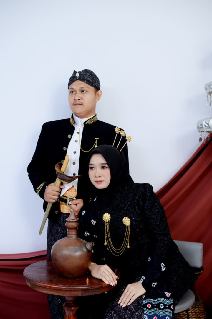 https://UndangannikahanPurwati-Akhmad.webnikah.com/dirmember/00000029/Purwati_Akhmad/photo-287378-338956-l-202609160925.jpg