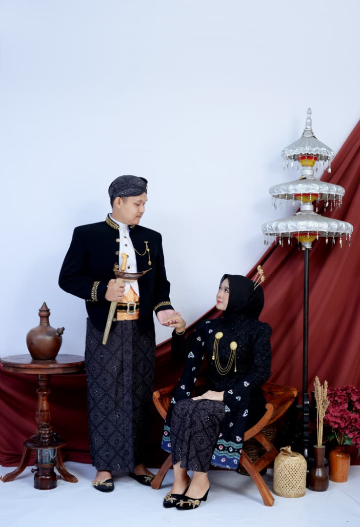 https://UndangannikahanPurwati-Akhmad.webnikah.com/dirmember/00000029/Purwati_Akhmad/photo-287378-338957-l-202609160925.jpg